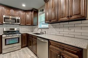 11911 24th, Santa Fe, Galveston, Texas, United States 77510, 3 Bedrooms Bedrooms, ,2 BathroomsBathrooms,Rental,Exclusive right to sell/lease,24th,57104593