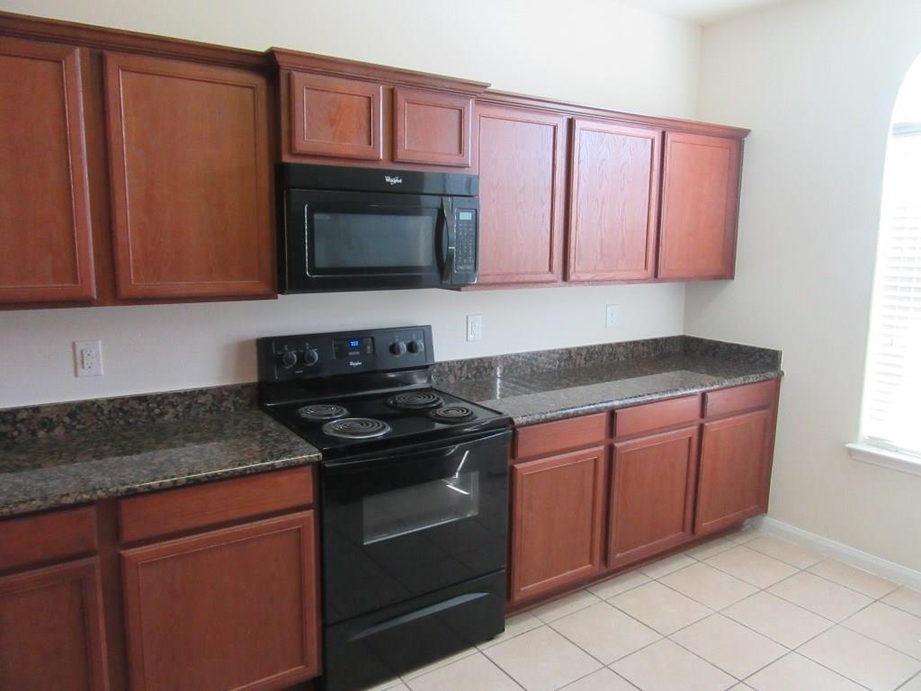 6946 Garnet Trail Lane