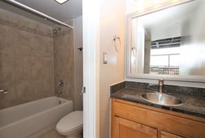 230 Alabama, Houston, Harris, Texas, United States 77006, 1 Bedroom Bedrooms, ,1 BathroomBathrooms,Rental,Exclusive right to sell/lease,Alabama,31013273