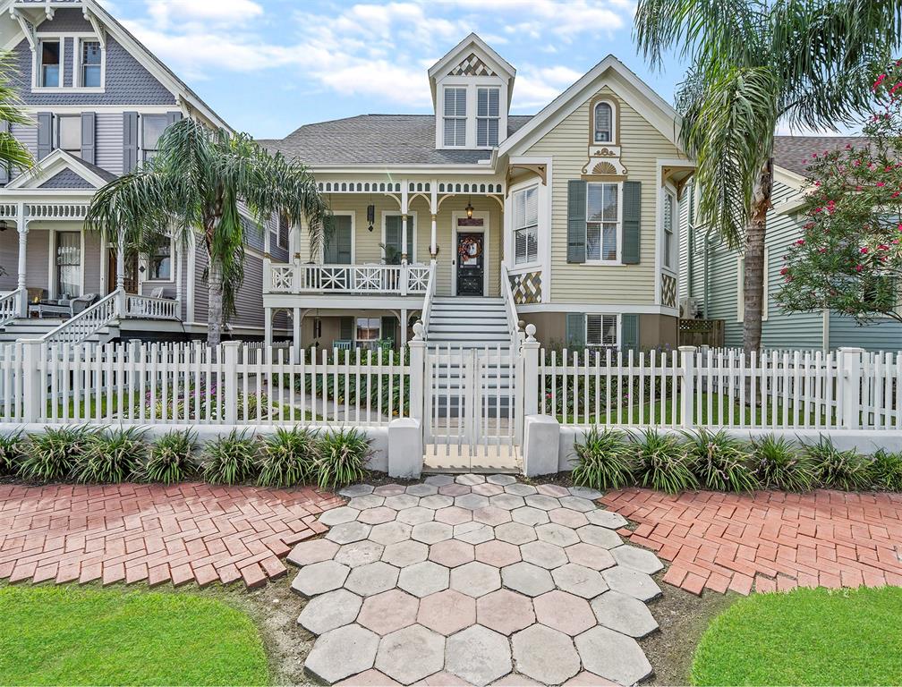1605 Winnie Street Galveston Tx 77550 Har Com