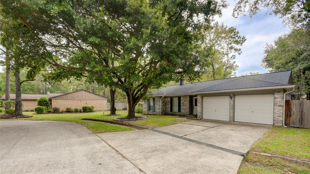 14 W Broken Oak Court