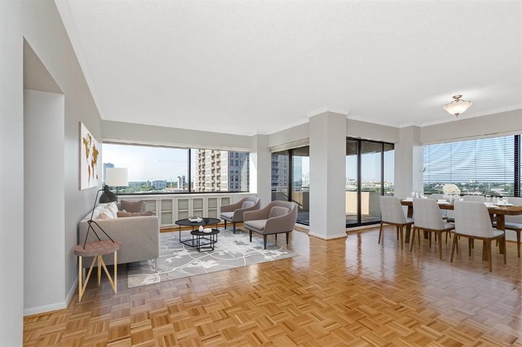 Contemporary and ultra-sophisticated, the living room features a spectacular open plan with an abundance of natural light. It flows seamlessly to the dining area, where large windows offer a nice city. This area opens up to a vast balcony beholding the Downtown skyline, accented by glass sliding doors.