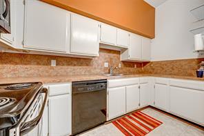 1502 Southmore, Houston, Harris, Texas, United States 77004, 2 Bedrooms Bedrooms, ,2 BathroomsBathrooms,Rental,Exclusive right to sell/lease,Southmore,95875197