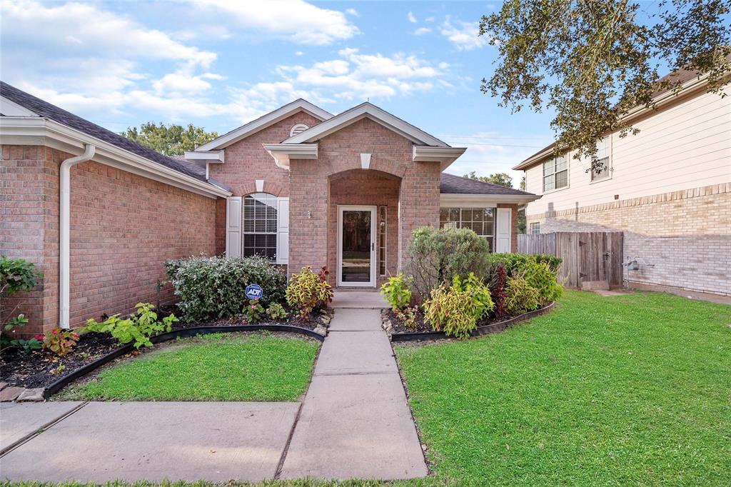 2630 Riverhollow, Sugar Land, Fort Bend, Texas, United States 77479, 3 Bedrooms Bedrooms, ,2 BathroomsBathrooms,Rental,Exclusive right to sell/lease,Riverhollow,18080606