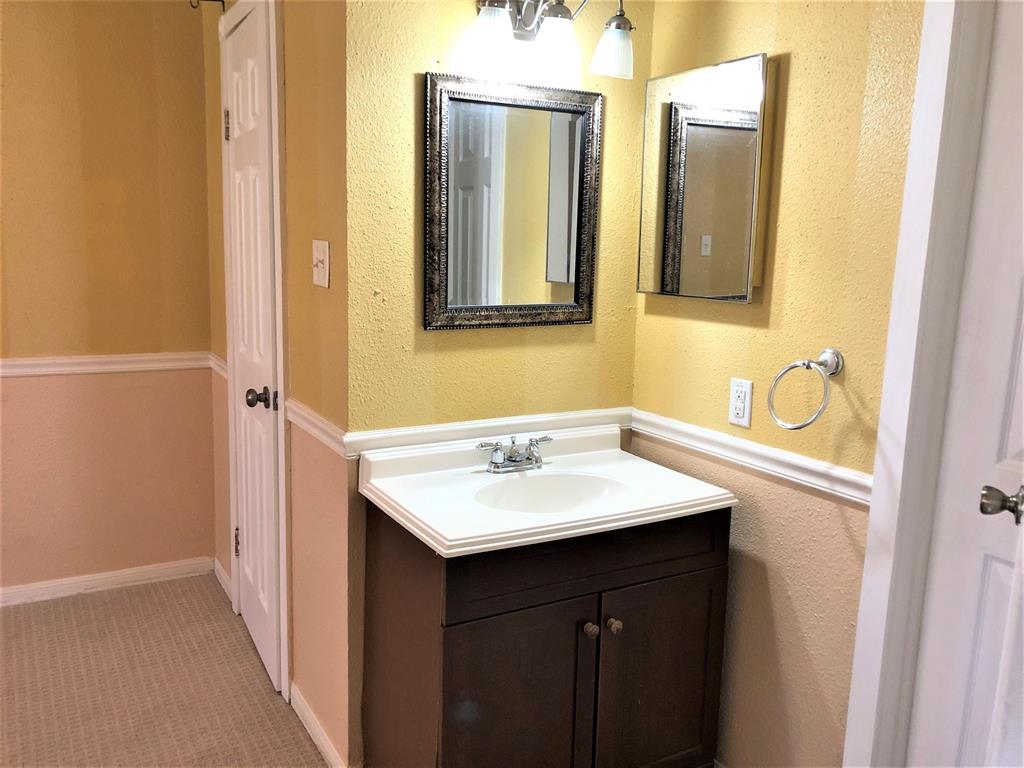 2750 Holly Hall, Houston, Harris, Texas, United States 77054, 2 Bedrooms Bedrooms, ,1 BathroomBathrooms,Rental,Exclusive right to sell/lease,Holly Hall,19206399