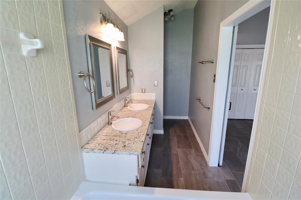 5312 Carefree, League City, Galveston, Texas, United States 77573, 3 Bedrooms Bedrooms, ,2 BathroomsBathrooms,Rental,Exclusive right to sell/lease,Carefree,55643375