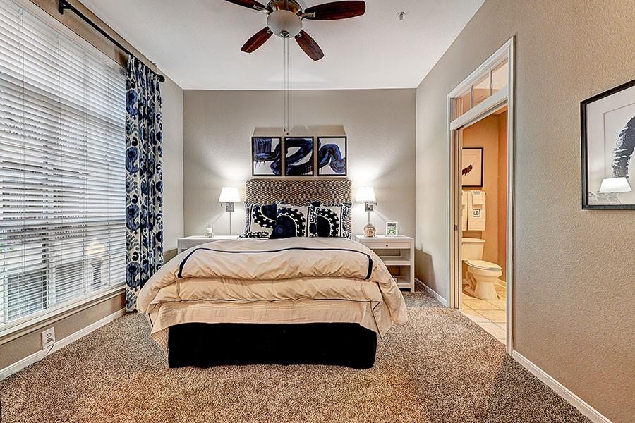 5353 Memorial, Houston, Harris, Texas, United States 77007, 1 Bedroom Bedrooms, ,1 BathroomBathrooms,Rental,Exclusive agency to sell/lease,Memorial,74749207