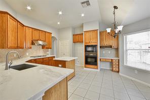14 Fox Chapel Pl, The Woodlands, Montgomery, Texas, United States 77382, 4 Bedrooms Bedrooms, ,2 BathroomsBathrooms,Rental,Exclusive right to sell/lease,Fox Chapel Pl,68254796