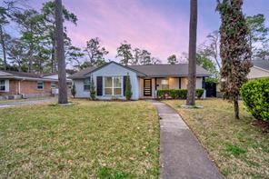 10018 Cedardale, Houston, Harris, Texas, United States 77055, 3 Bedrooms Bedrooms, ,2 BathroomsBathrooms,Rental,Exclusive right to sell/lease,Cedardale,17508103