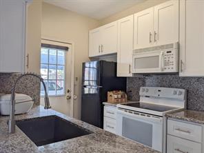 7575 Cambridge, Houston, Harris, Texas, United States 77054, 2 Bedrooms Bedrooms, ,1 BathroomBathrooms,Rental,Exclusive right to sell/lease,Cambridge,41826079