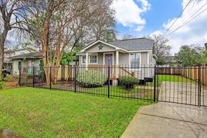 5304 Cochran, Houston, Harris, Texas, United States 77009, 3 Bedrooms Bedrooms, ,2 BathroomsBathrooms,Rental,Exclusive right to sell/lease,Cochran,63163005