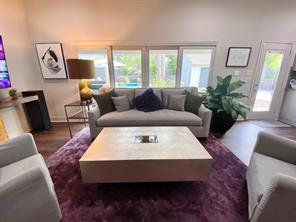 4643 Richmond, Houston, Harris, Texas, United States 77027, 3 Bedrooms Bedrooms, ,2 BathroomsBathrooms,Rental,Exclusive right to sell/lease,Richmond,73544573
