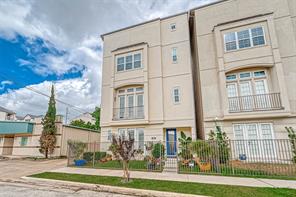 108 Drew, Houston, Harris, Texas, United States 77006, 3 Bedrooms Bedrooms, ,3 BathroomsBathrooms,Rental,Exclusive right to sell/lease,Drew,36581855