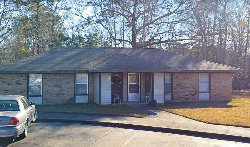 1203 E 5th Avenue Other Louisiana 71463, 81