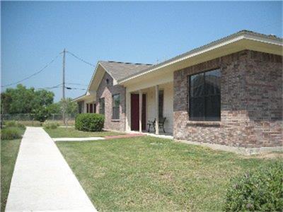 1103  Lincoln Street Zapata Texas 78076, 85