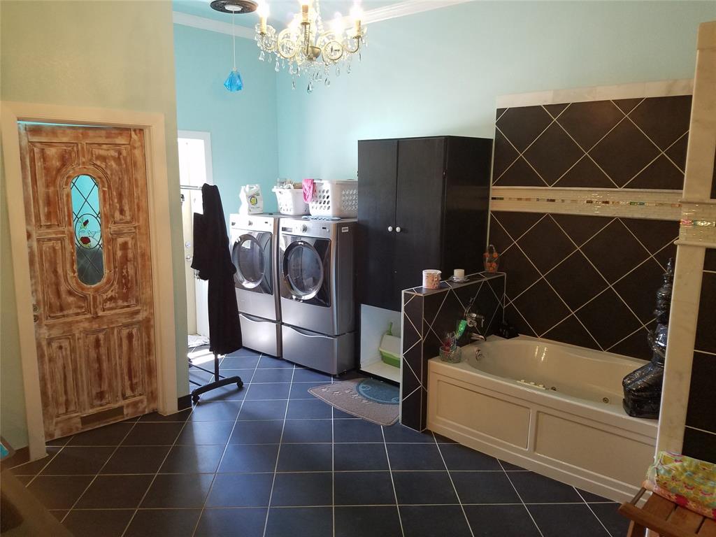 4329 1 Interstate Ten Frontage Road, Sealy, Texas 77474, 3 Bedrooms Bedrooms, 3 Rooms Rooms,3 BathroomsBathrooms,Single-family,For Sale,Interstate Ten Frontage,61021388