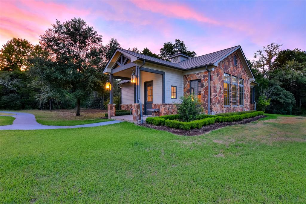 Property For Sale In New Ulm Texas at Virginia Young blog