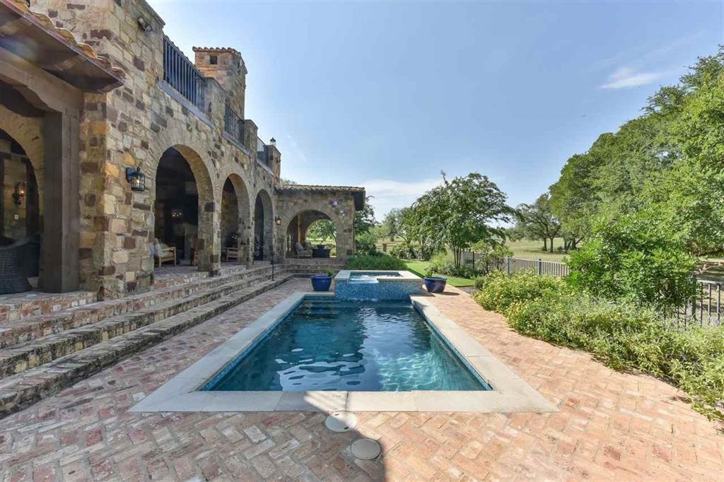 106 2 Milagro, Horseshoe Bay, Texas 78657, 4 Bedrooms Bedrooms, 8 Rooms Rooms,4 BathroomsBathrooms,Single-family,For Sale,Milagro,83782584