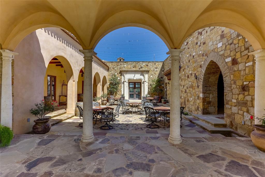 106 2 Milagro, Horseshoe Bay, Texas 78657, 4 Bedrooms Bedrooms, 8 Rooms Rooms,4 BathroomsBathrooms,Single-family,For Sale,Milagro,83782584