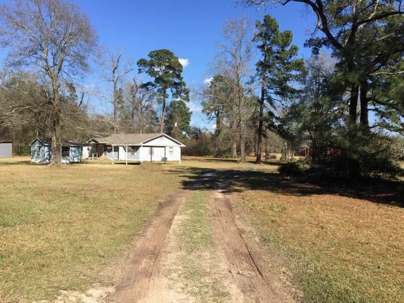 20698 1 US Highway 59, New Caney, Texas 77357, 2 Bedrooms Bedrooms, 5 Rooms Rooms,1 BathroomBathrooms,Country Homes/acreage,For Sale,US Highway 59,38381278