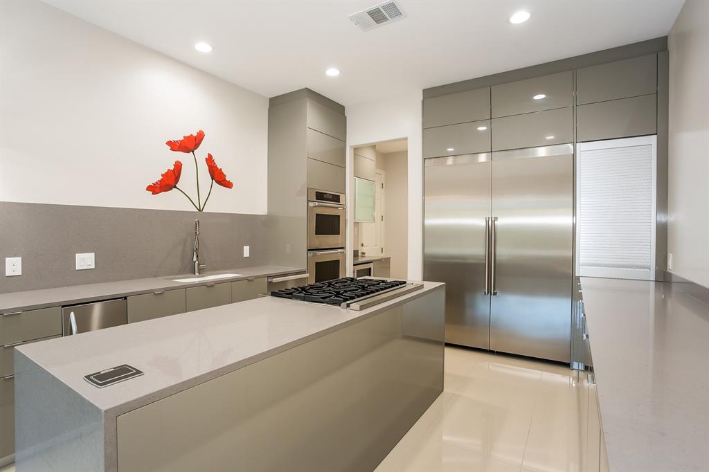 5646 2.5 Briar Drive, Houston, Texas 77056, 6 Bedrooms Bedrooms, 14 Rooms Rooms,6 BathroomsBathrooms,Single-family,For Sale,Briar,54742255