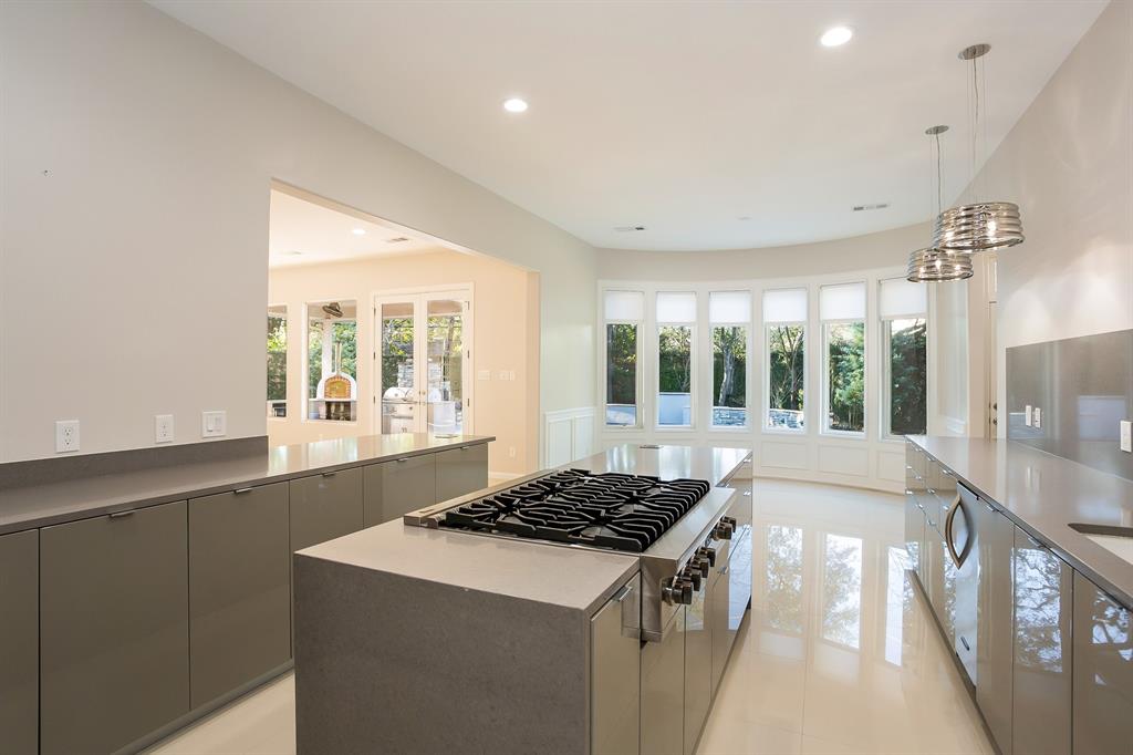 5646 2.5 Briar Drive, Houston, Texas 77056, 6 Bedrooms Bedrooms, 14 Rooms Rooms,6 BathroomsBathrooms,Single-family,For Sale,Briar,54742255