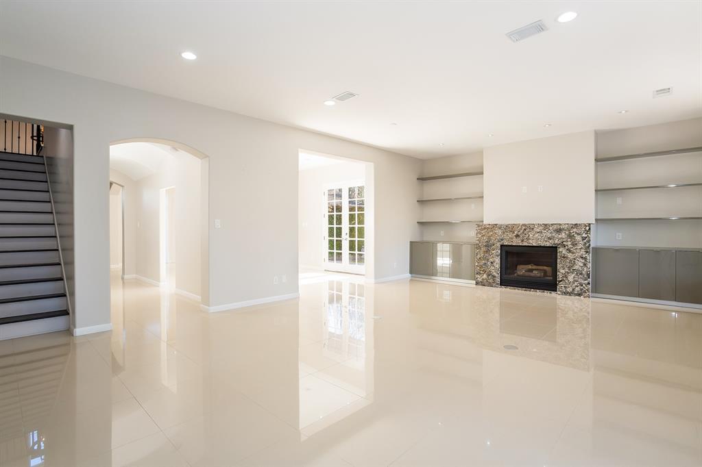 5646 2.5 Briar Drive, Houston, Texas 77056, 6 Bedrooms Bedrooms, 14 Rooms Rooms,6 BathroomsBathrooms,Single-family,For Sale,Briar,54742255