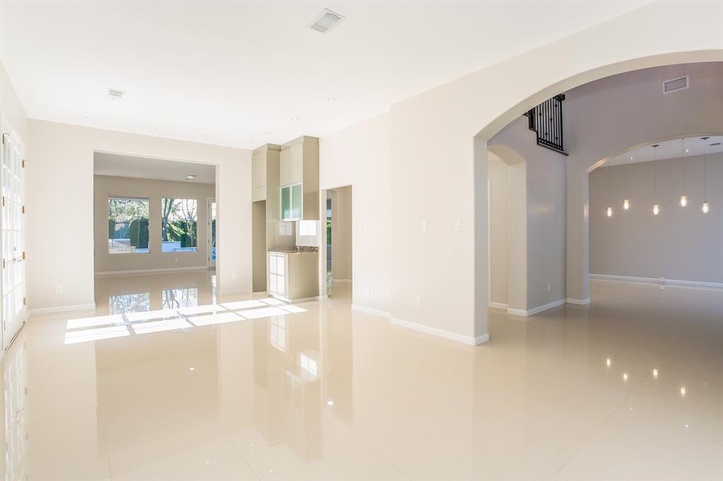 5646 2.5 Briar Drive, Houston, Texas 77056, 6 Bedrooms Bedrooms, 14 Rooms Rooms,6 BathroomsBathrooms,Single-family,For Sale,Briar,54742255