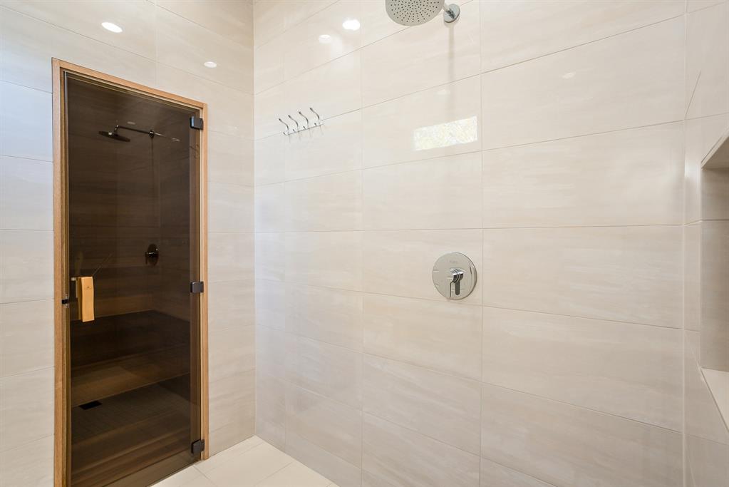 5646 2.5 Briar Drive, Houston, Texas 77056, 6 Bedrooms Bedrooms, 14 Rooms Rooms,6 BathroomsBathrooms,Single-family,For Sale,Briar,54742255