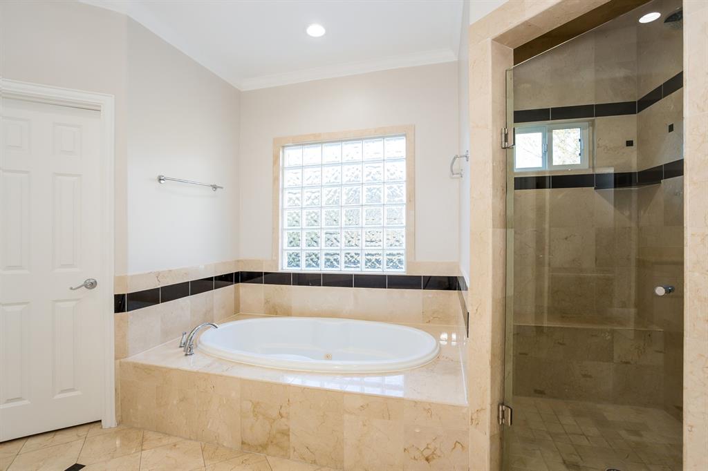 5646 2.5 Briar Drive, Houston, Texas 77056, 6 Bedrooms Bedrooms, 14 Rooms Rooms,6 BathroomsBathrooms,Single-family,For Sale,Briar,54742255