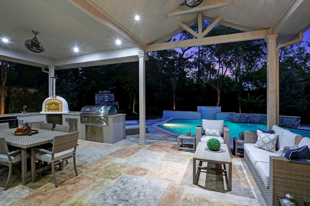 5646 2.5 Briar Drive, Houston, Texas 77056, 6 Bedrooms Bedrooms, 14 Rooms Rooms,6 BathroomsBathrooms,Single-family,For Sale,Briar,54742255
