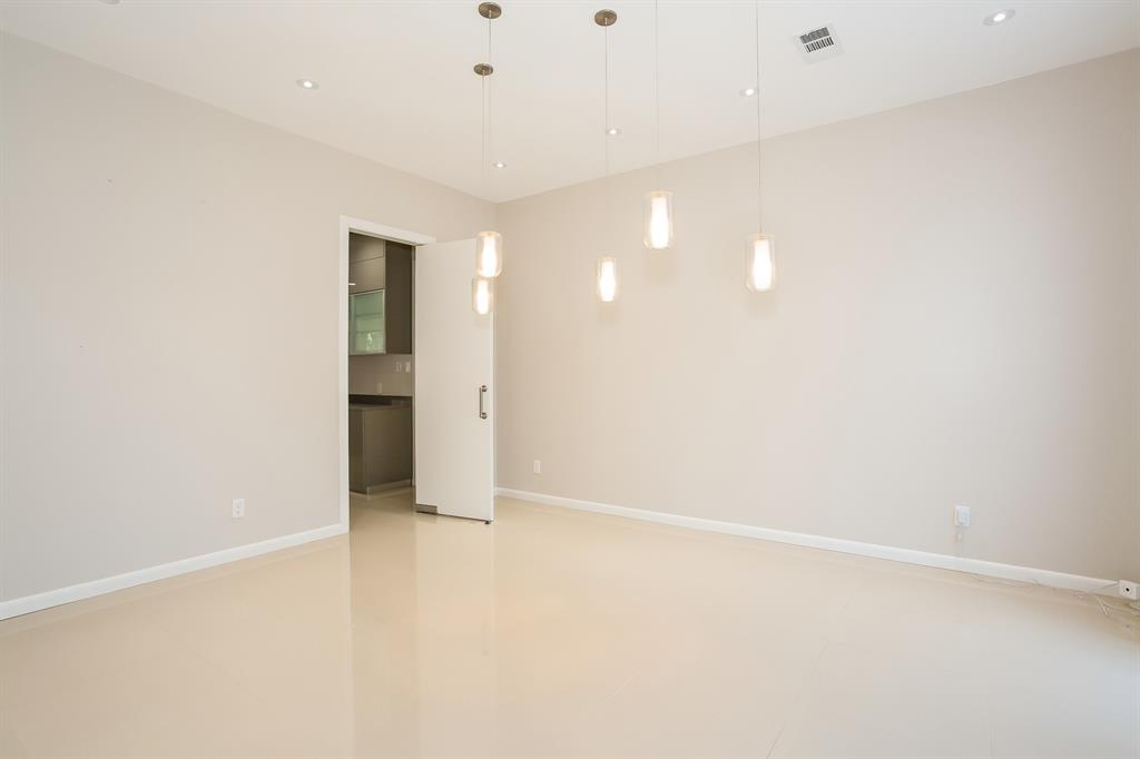 5646 2.5 Briar Drive, Houston, Texas 77056, 6 Bedrooms Bedrooms, 14 Rooms Rooms,6 BathroomsBathrooms,Single-family,For Sale,Briar,54742255