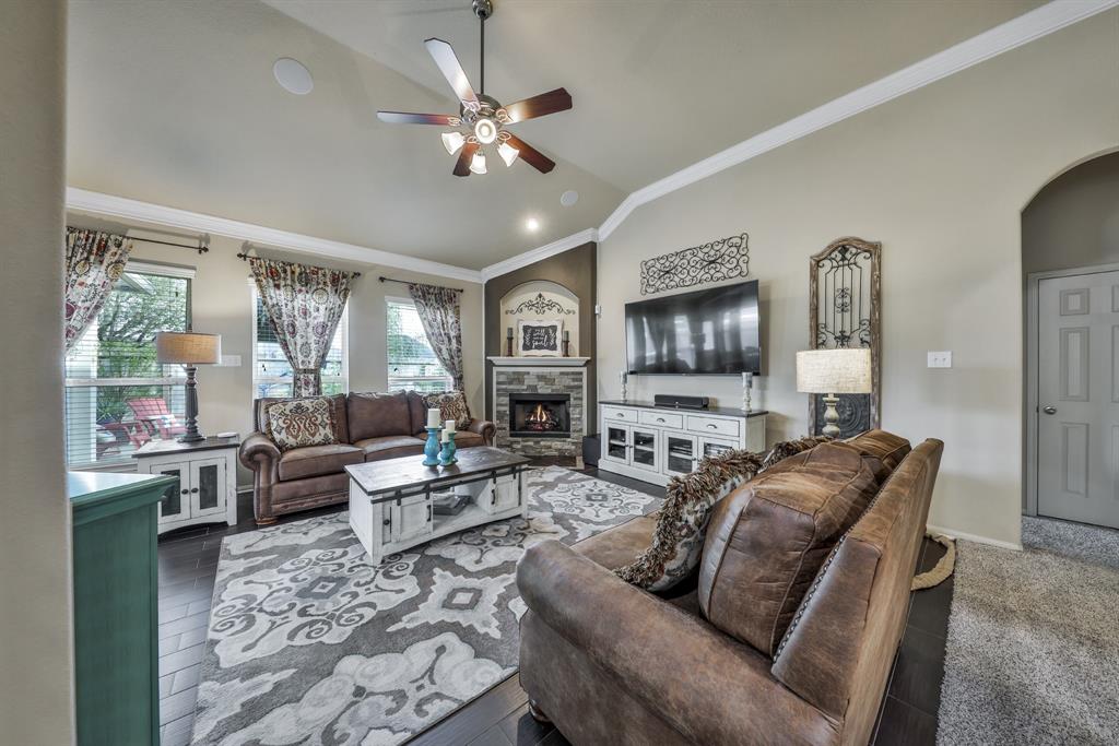 12923 Hawthorne Shores Drive