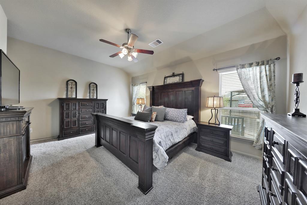 12923 Hawthorne Shores Drive