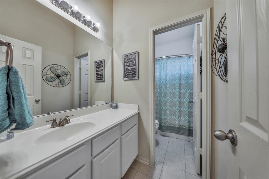 12923 Hawthorne Shores Drive