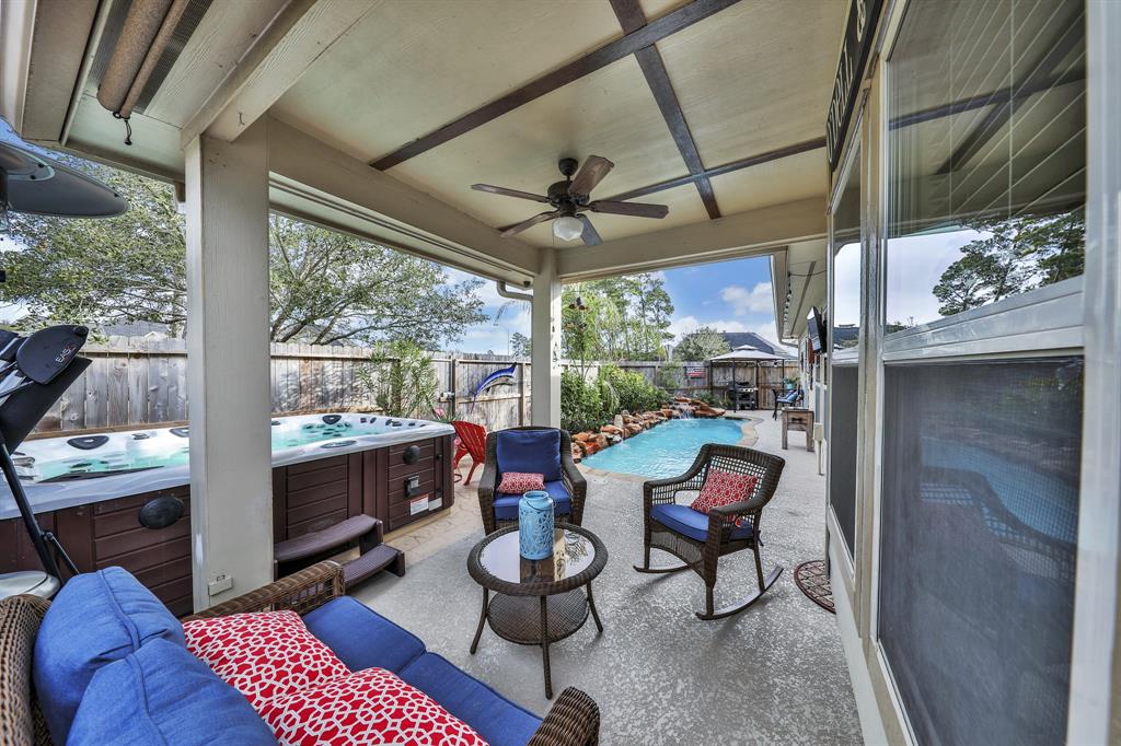 12923 Hawthorne Shores Drive