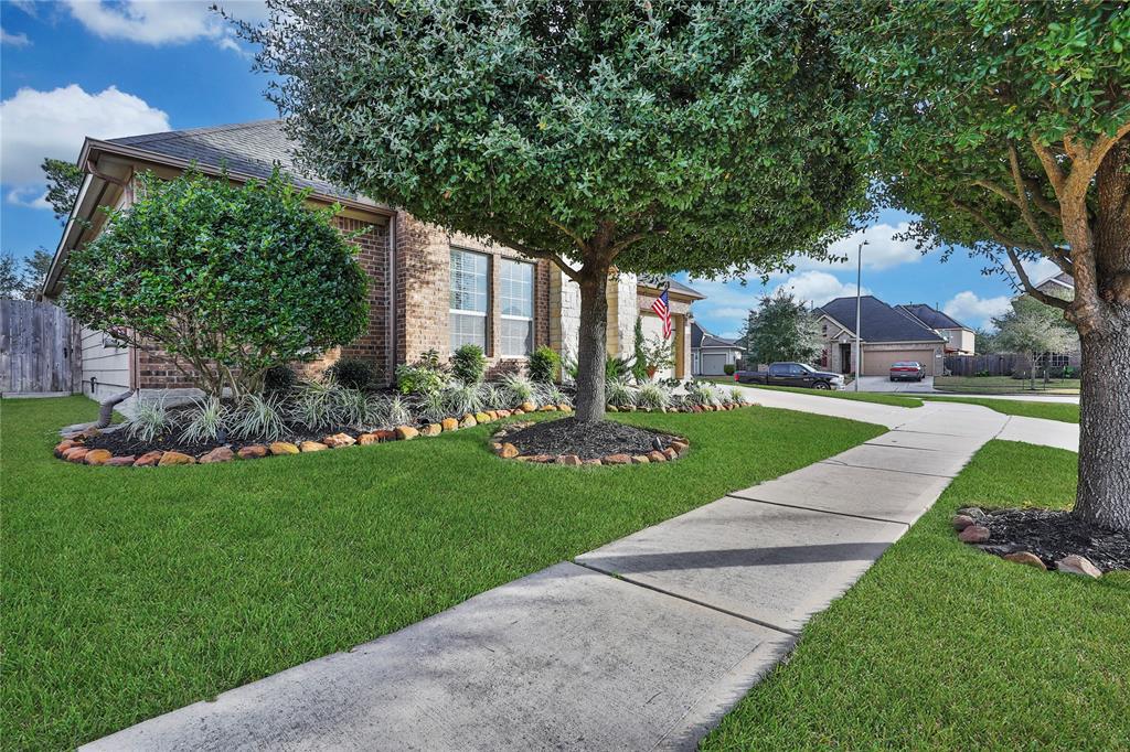 12923 Hawthorne Shores Drive