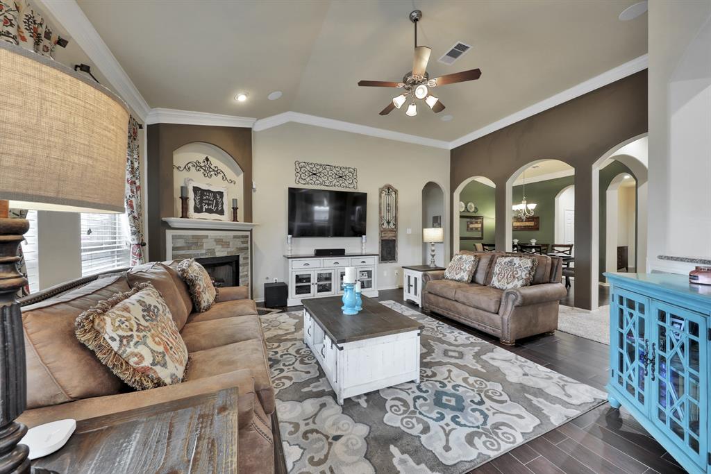 12923 Hawthorne Shores Drive