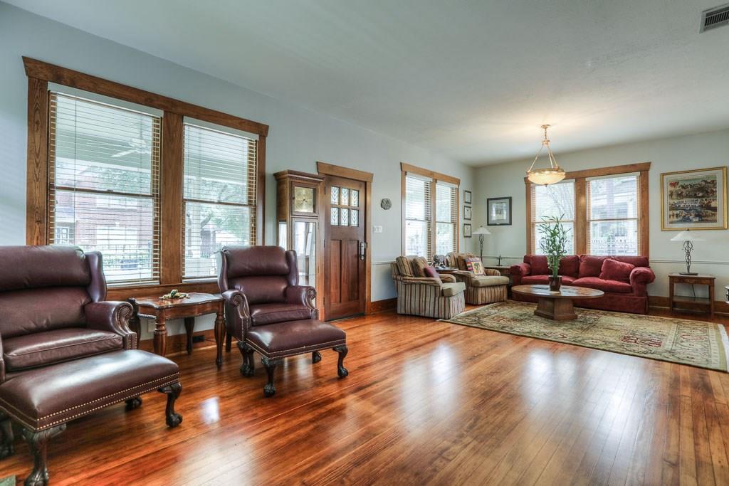You'll love entertaining in this large space with lots of natural light.
