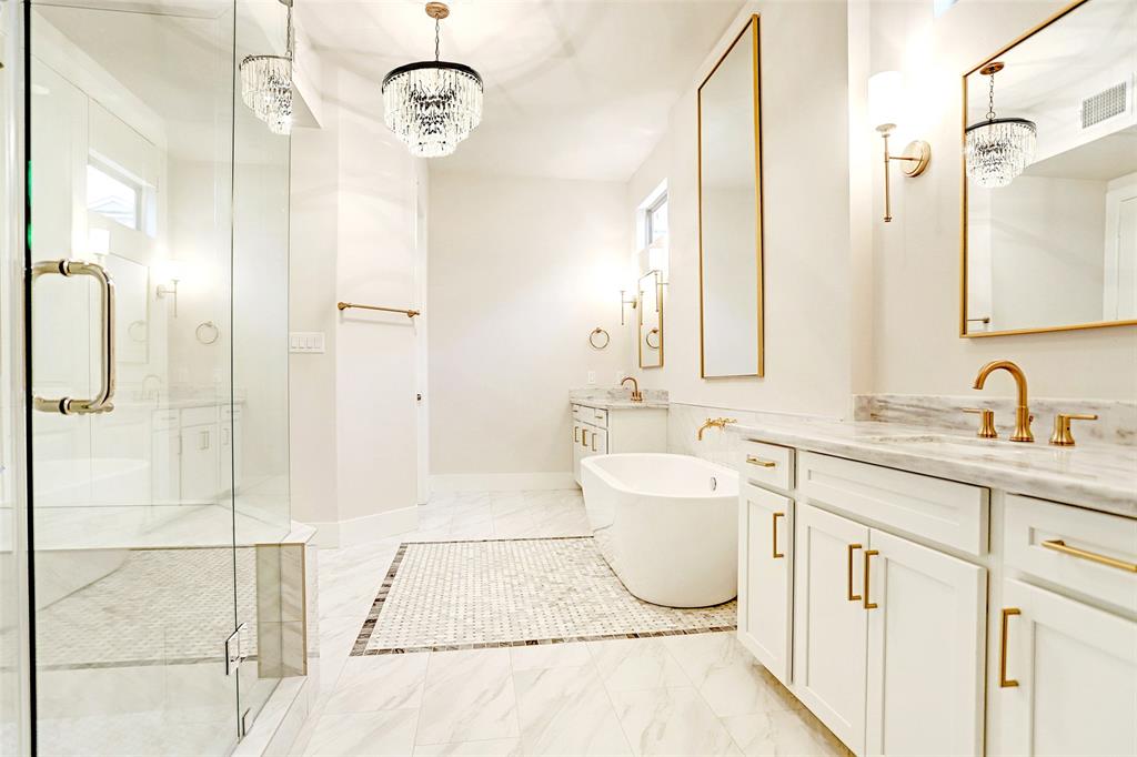 1903 3 25TH Street, Houston, Texas 77008, 3 Bedrooms Bedrooms, 7 Rooms Rooms,2 BathroomsBathrooms,Single-family,For Sale,25TH,78971616