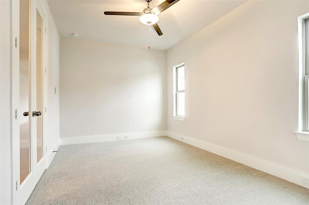 1903 3 25TH Street, Houston, Texas 77008, 3 Bedrooms Bedrooms, 7 Rooms Rooms,2 BathroomsBathrooms,Single-family,For Sale,25TH,78971616