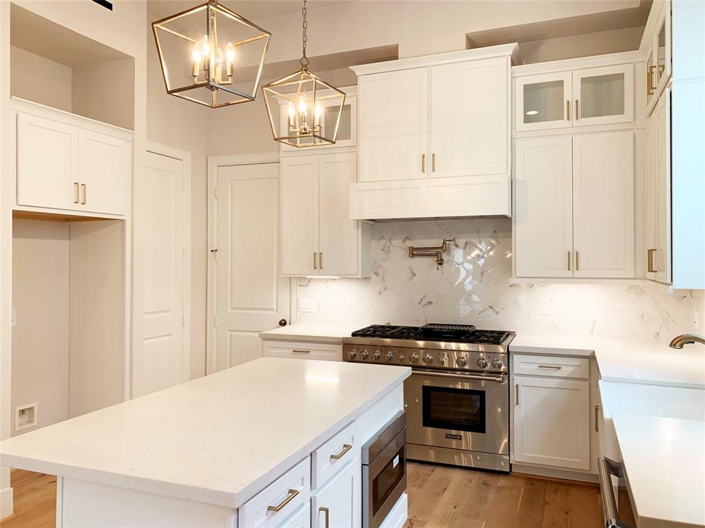 1903 3 25TH Street, Houston, Texas 77008, 3 Bedrooms Bedrooms, 7 Rooms Rooms,2 BathroomsBathrooms,Single-family,For Sale,25TH,78971616