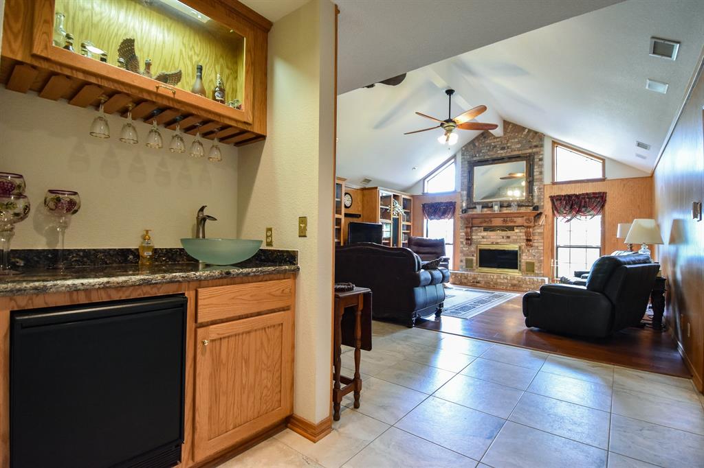 2142 1 FM 529, Bellville, Texas 77418, 4 Bedrooms Bedrooms, 8 Rooms Rooms,3 BathroomsBathrooms,Country Homes/acreage,For Sale,FM 529,63085359
