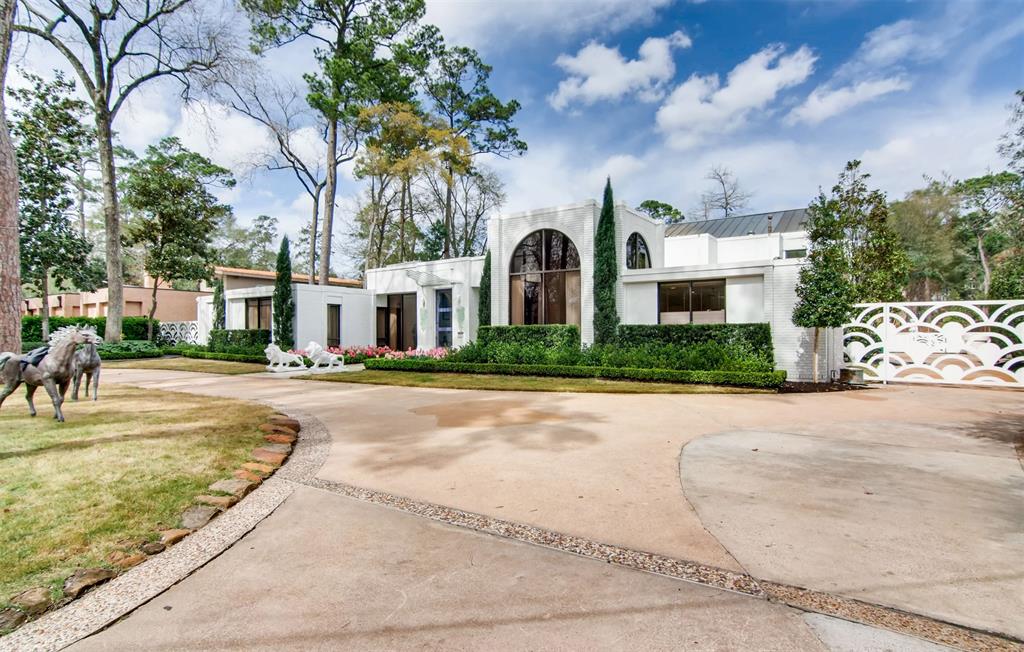 9102 Chatsworth Drive Houston TX 77024 HAR 9102-chatsworth-drive-houston-tx-77024-har