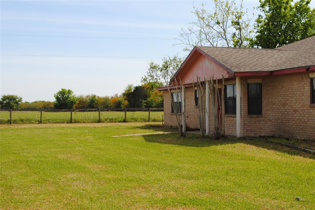 11289 Fm 1458 Road, Sealy, TX 77474