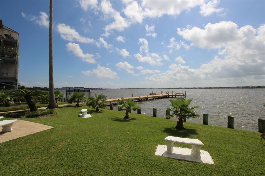 4001 NASA Parkway 136, El Lago, TX 77586