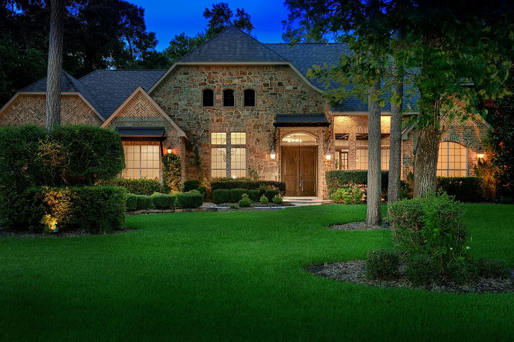 4123 Balsam Fir Lane Spring, Texas Fabulous custom home on over an acre wooded lot in Benders Landing Estates! Stunning hardwood floors, crown moulding, built-ins, art niches, neutral paint palette, generator & more! Open concept island kitchen with double oven, breakfast bar, huge stainless steel fridge (stays) and plenty of cabinet storage overlooks breakfast room and den with wood beam ceiling and stone fireplace; formal dining with tray ceiling; butler's pantry; sun room; handsome study with French doors and wood paneling; all 4 bedrooms down; Master has 2 closets. Huge game room & media up; there is an extra 6'x9' room upstairs that could possibly be turned into a bathroom. 3 car attached garage; private, fenced yard features covered patio, outdoor kitchen, and gorgeous pool and spa with waterfalls surrounded by mature shade trees. Benders Landing amenities include hike/bike trails, stocked lakes, parks, pool with splash pad, clubhouse with fitness center, basketball and tennis courts, soccer and baseball fields.