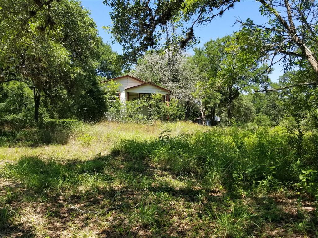 2833 E Old State Highway 71, La Grange, TX 78945