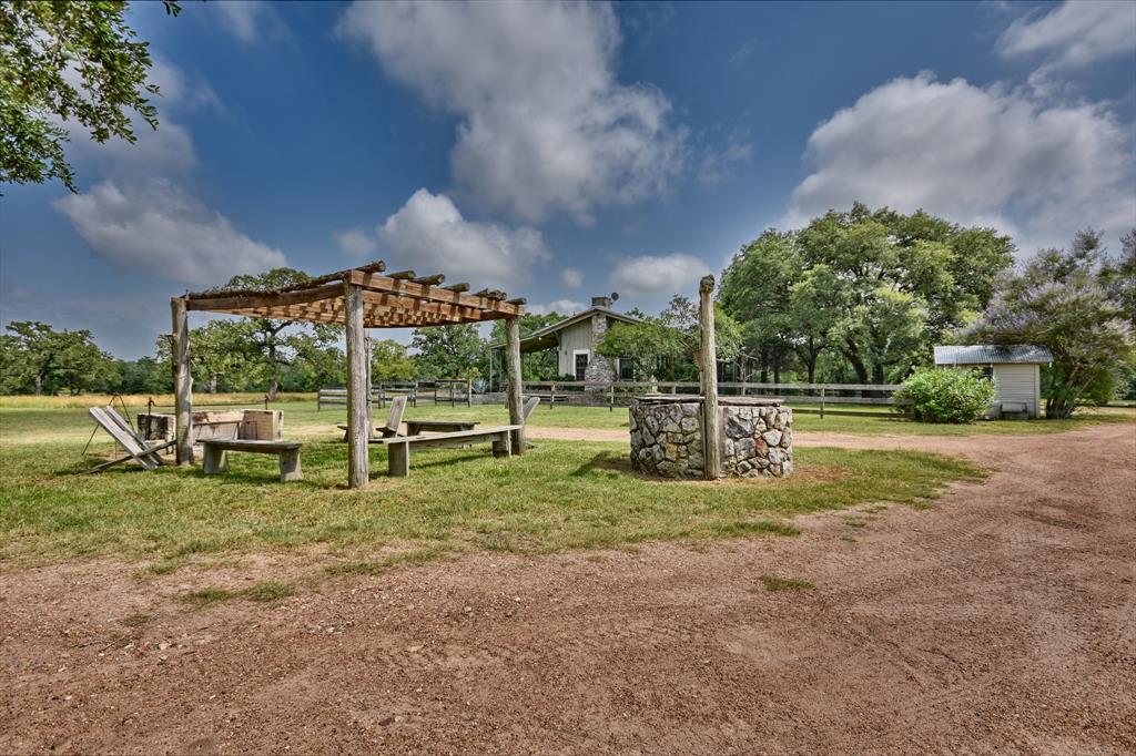 11022 Wildlife Circle, Carmine, TX 78932 Chron