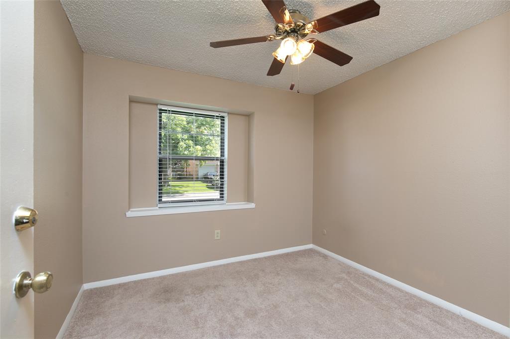 705 Meadowglen Drive